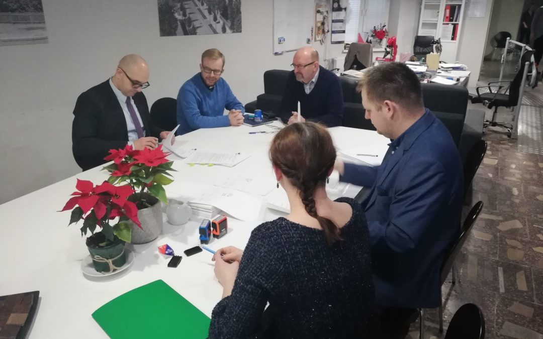 Podpisywanie pierwszych umów w&nbsp;LGD Inowrocław